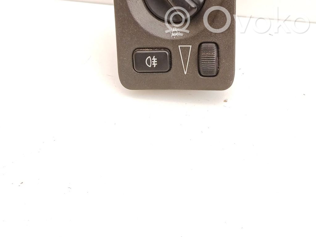 Light switch   4616124,758173