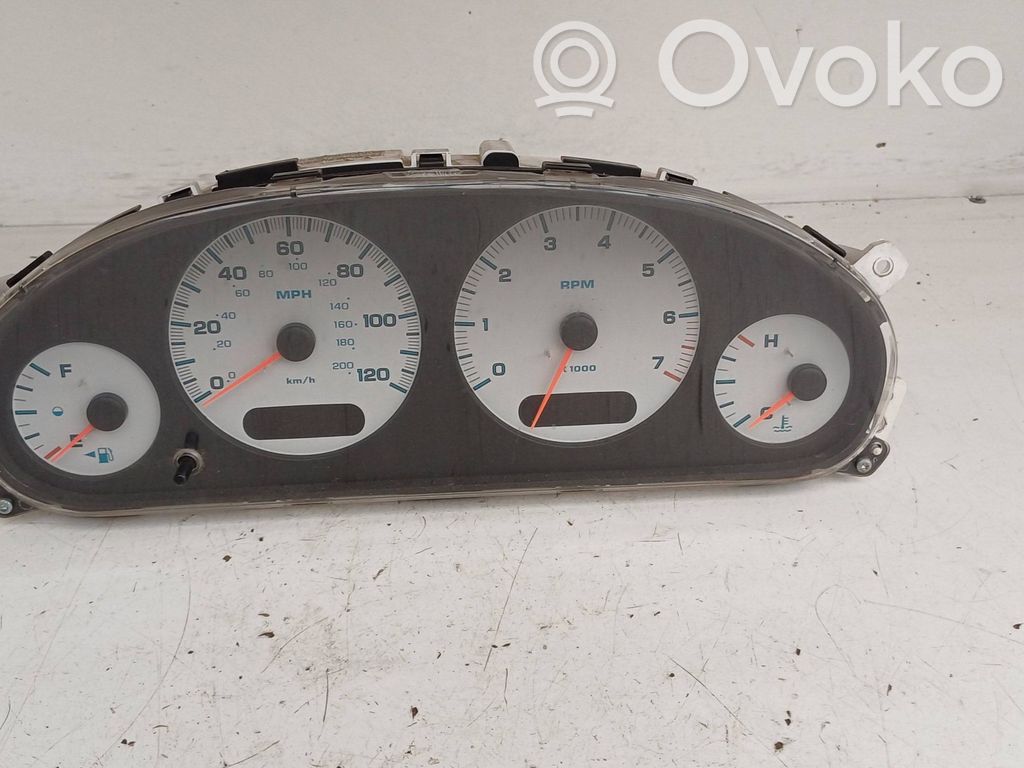 Chrysler Town & Country IV Speedometer (instrument cluster) 