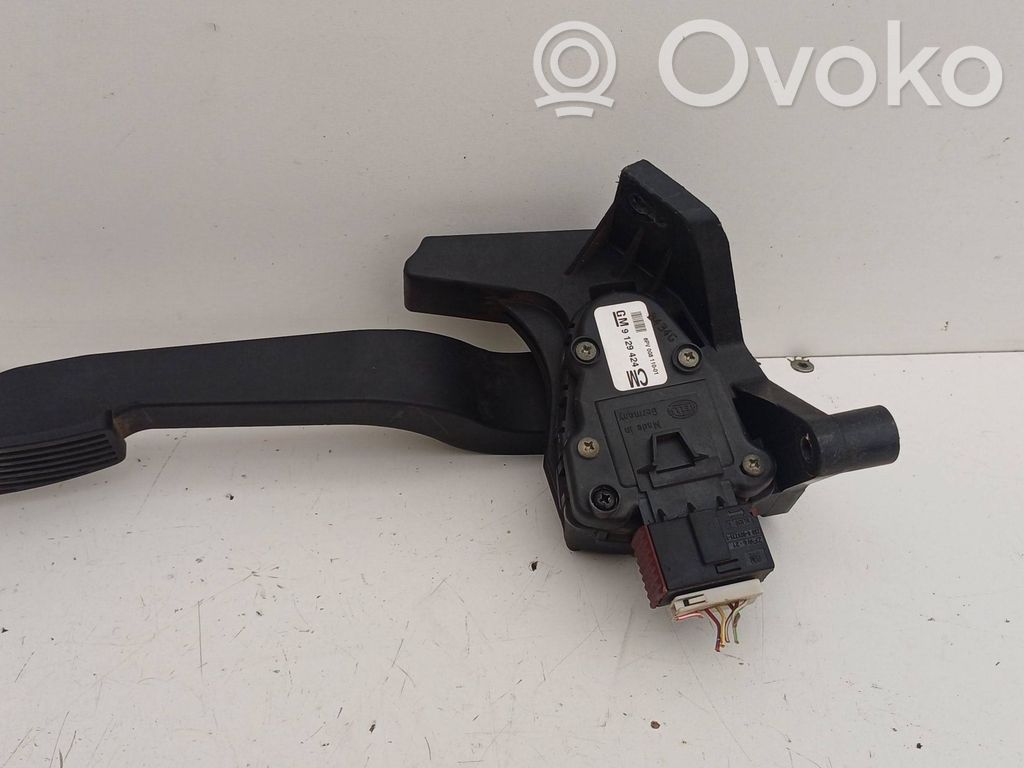 Opel Corsa C Accelerator throttle pedal 