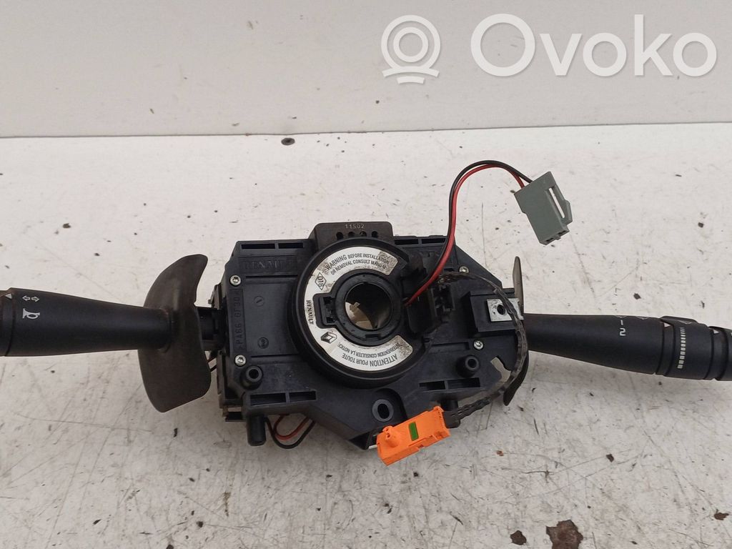 Renault Espace III Wiper turn signal indicator stalk/switch 