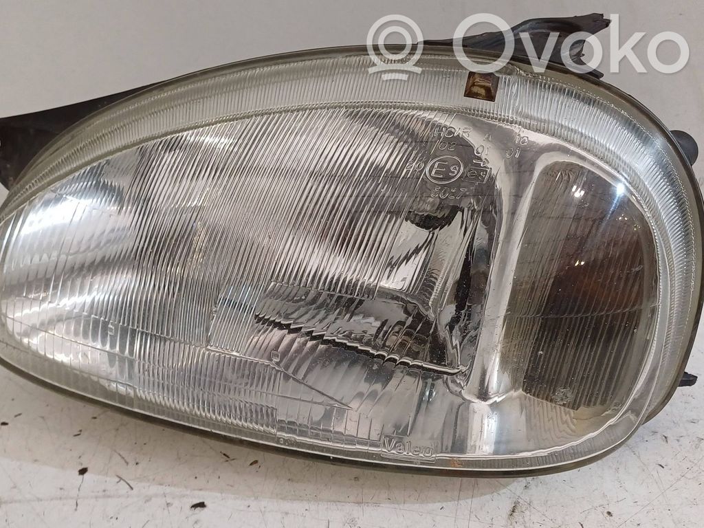 Opel Corsa B Headlight/headlamp 
