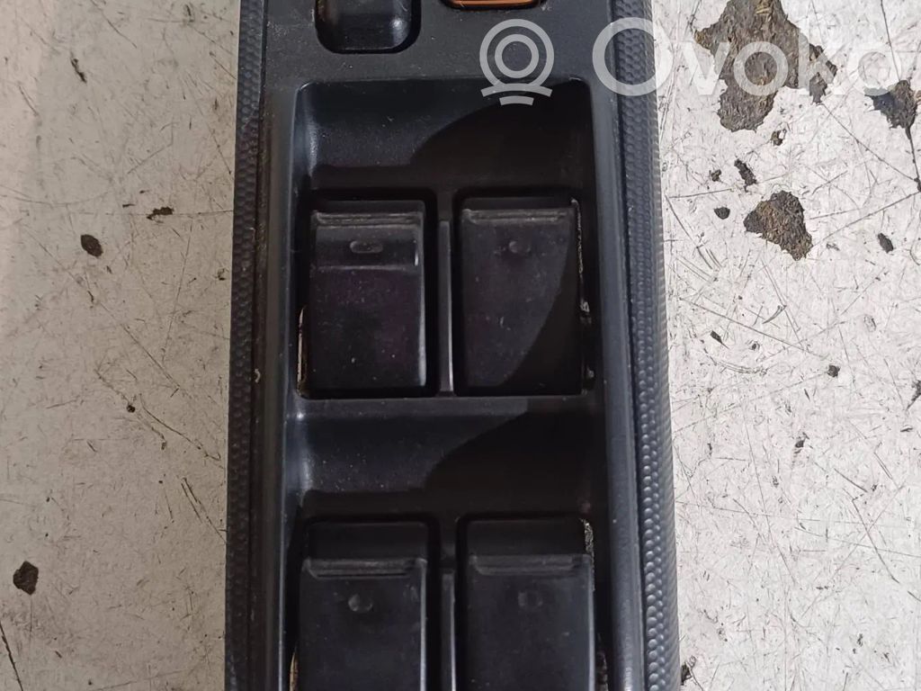 Electric window control switch   54355667D,26050610,1000402