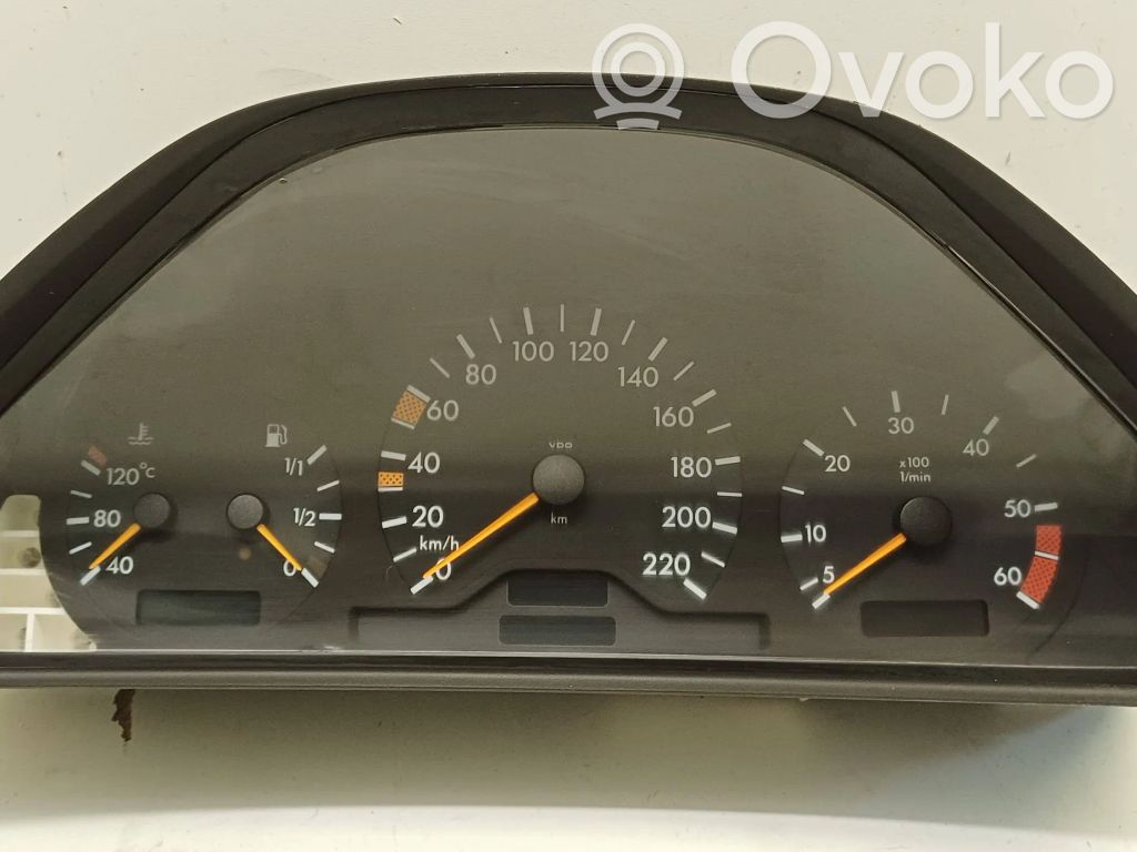Mercedes-Benz E W210 Speedometer (instrument cluster) 