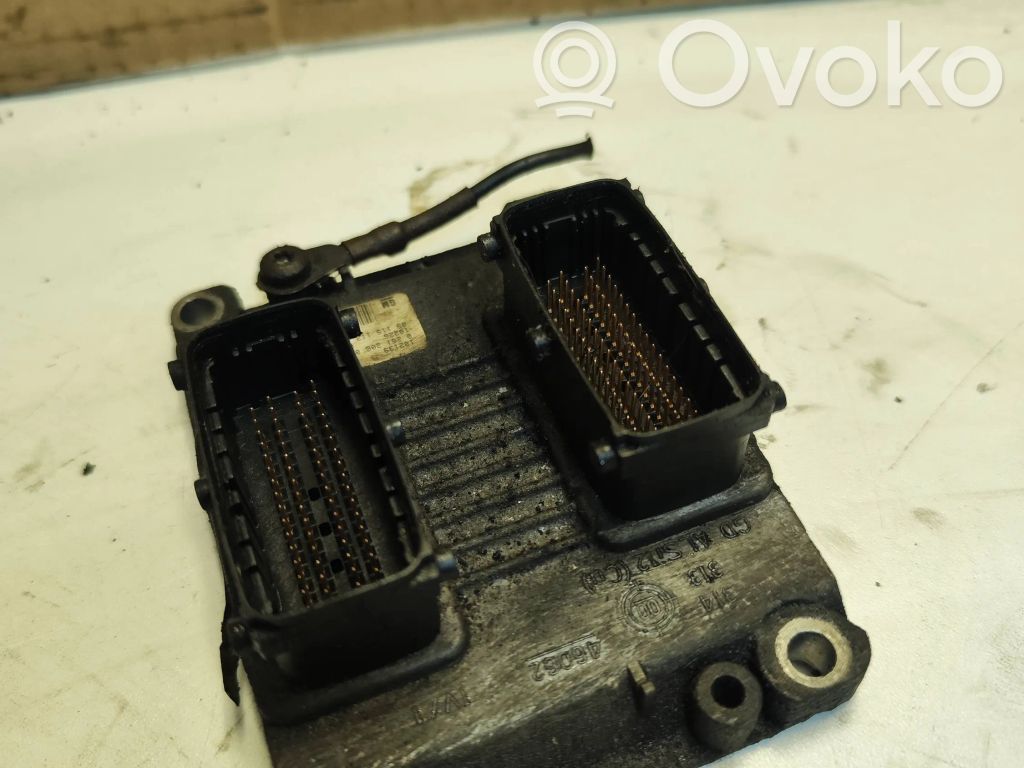 Opel Corsa C Engine control unit/module 