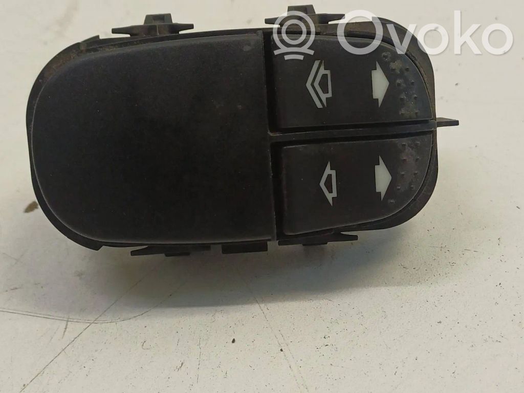 Ford Focus Electric window control switch 