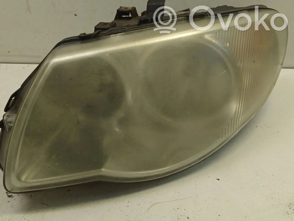 Chrysler Voyager Headlight/headlamp 
