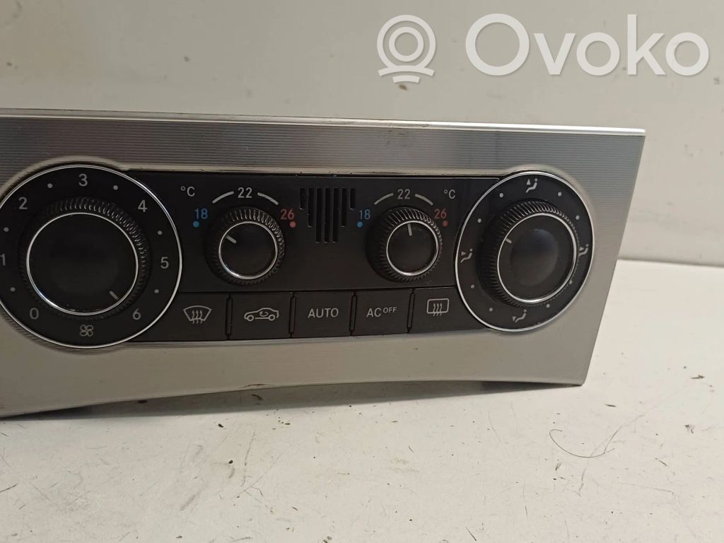 Mercedes-Benz C W203 Climate control unit 