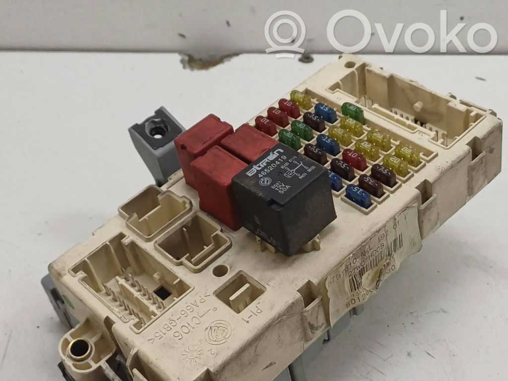 Fiat Stilo Fuse module 