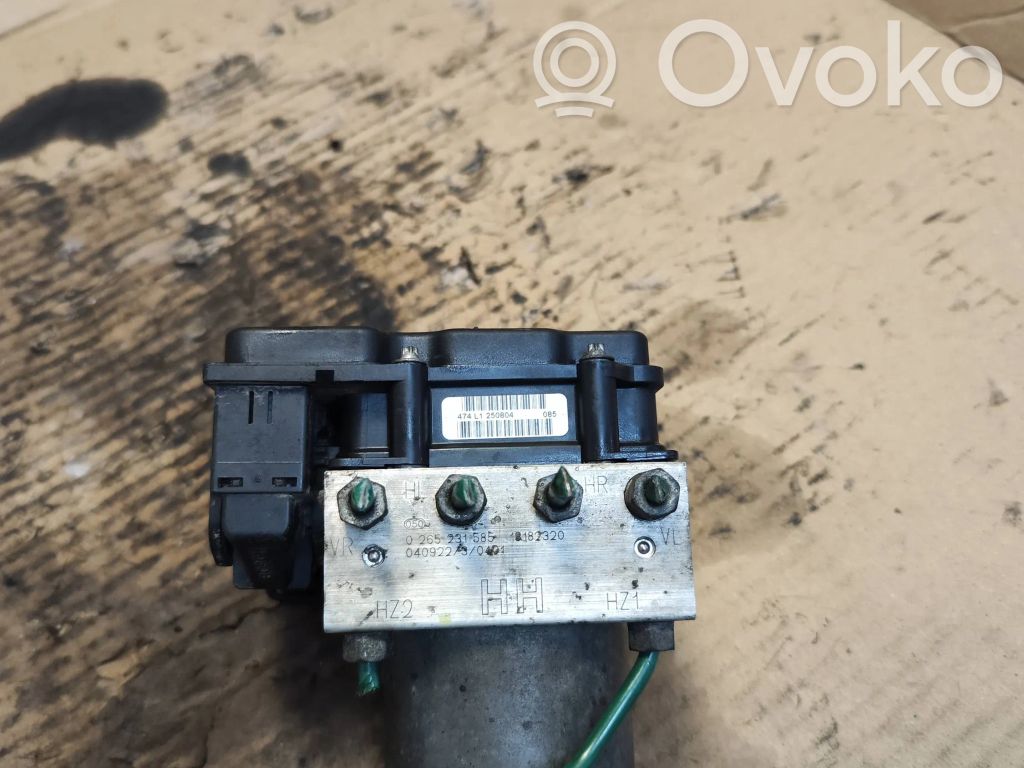 Opel Corsa C Bomba de ABS 