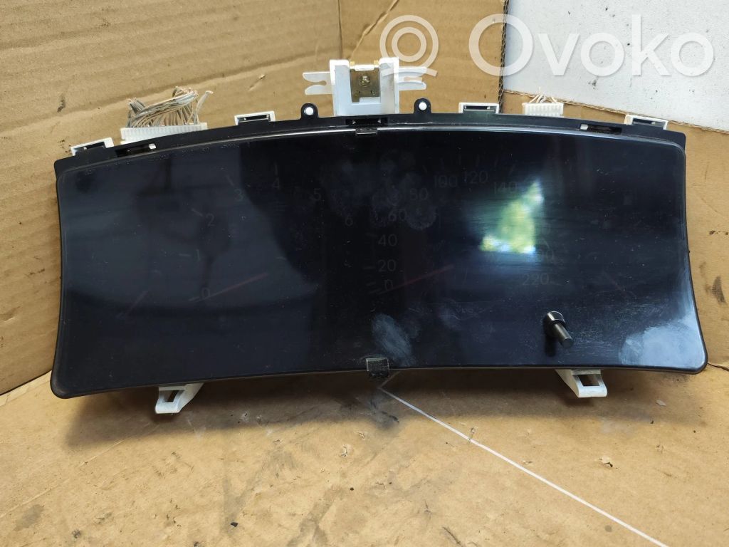 Toyota Corolla E120 E130 Speedometer (instrument cluster) 