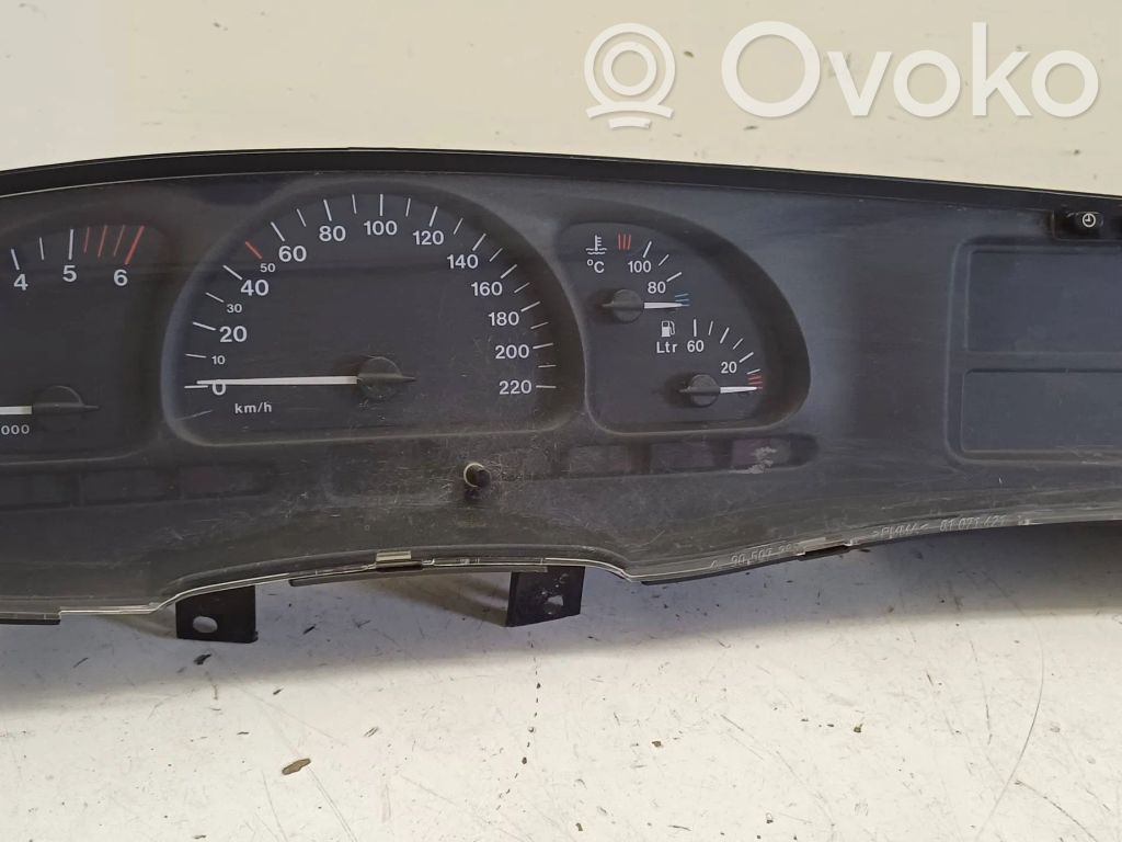 Opel Vectra B Speedometer (instrument cluster) 