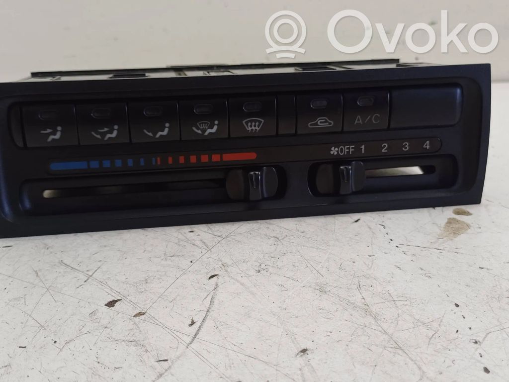 Mazda 323 F Centralina del climatizzatore 