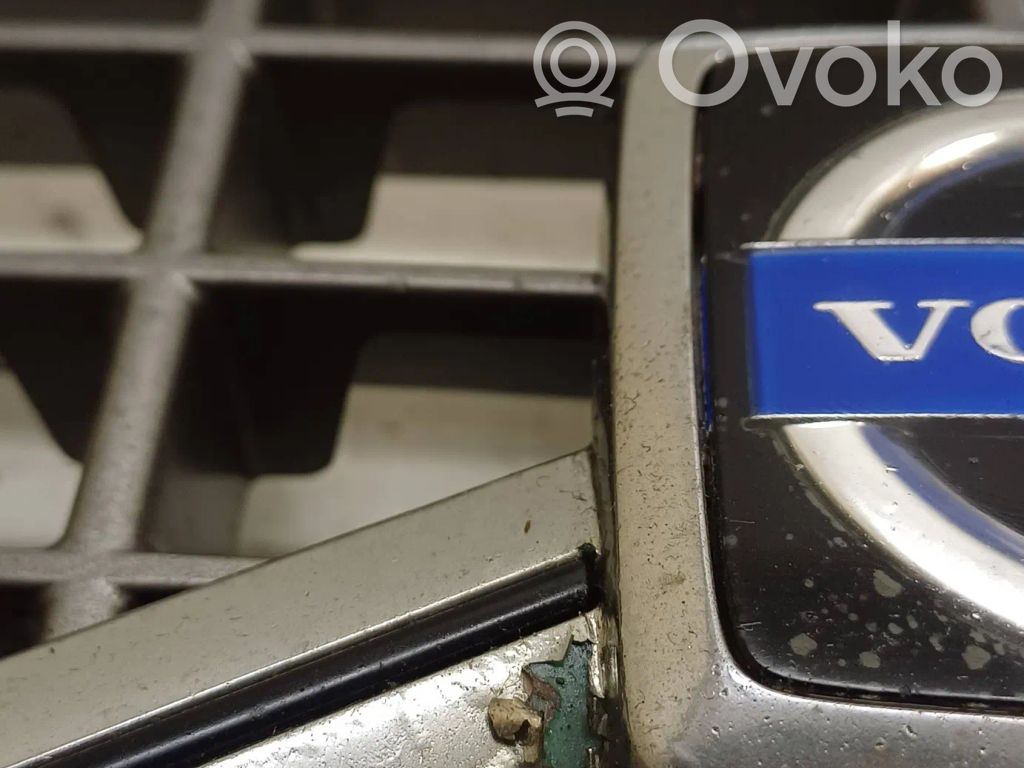 Volvo S60 Front grill 