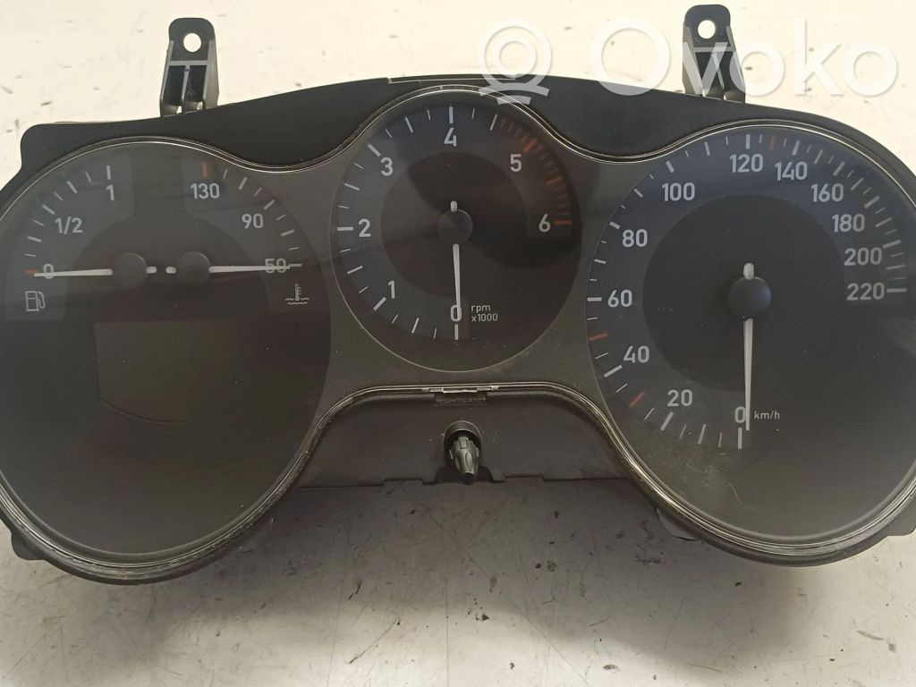 Seat Leon (1P) Speedometer (instrument cluster) 