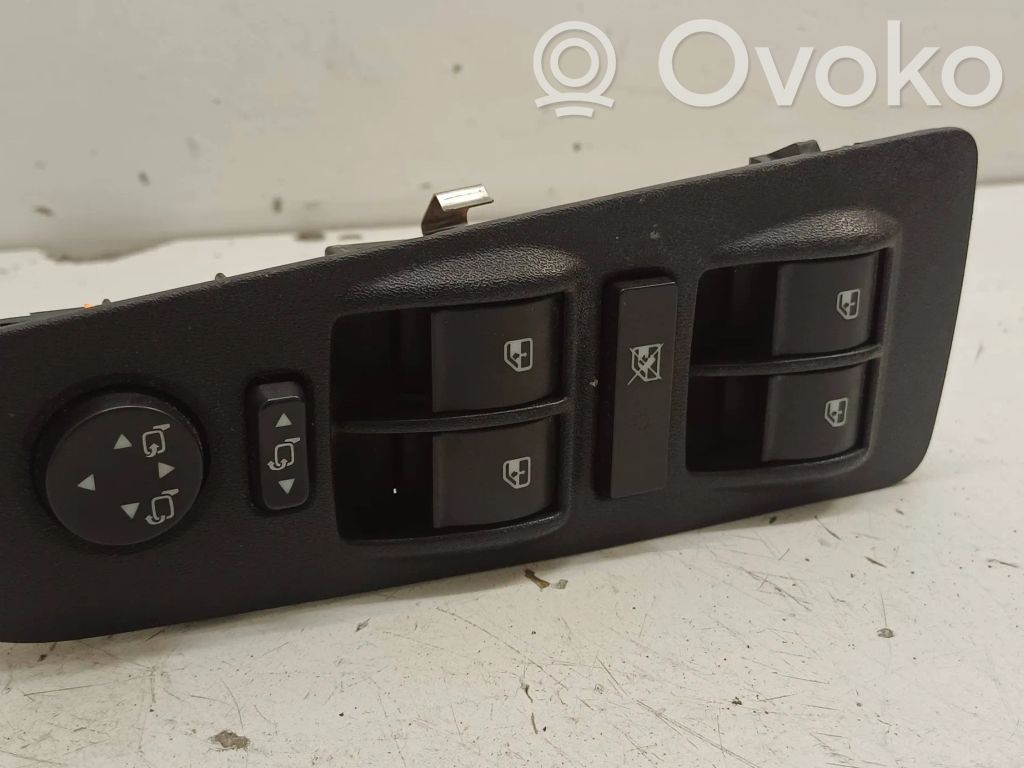 Lancia Delta III Electric window control switch 