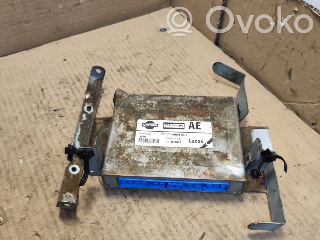 Nissan Primera Engine control unit/module 