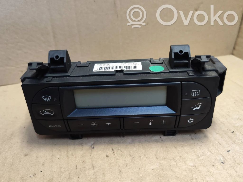 Citroen C3 Climate control unit 