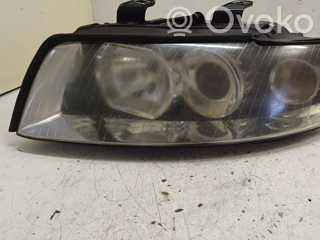 Audi A4 S4 B6 8E 8H Phare frontale 