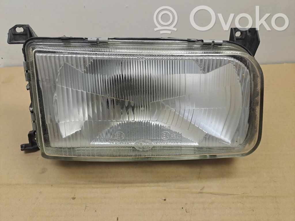 Volkswagen PASSAT B3 Lampa przednia 