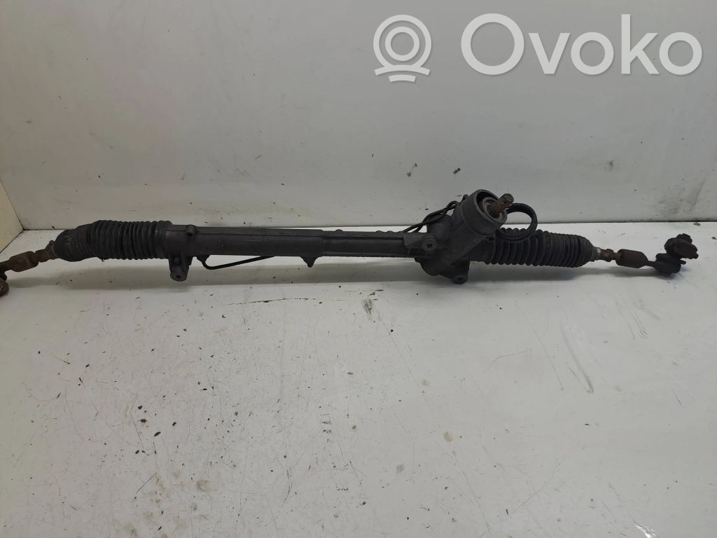 Volkswagen PASSAT B5.5 Steering rack 