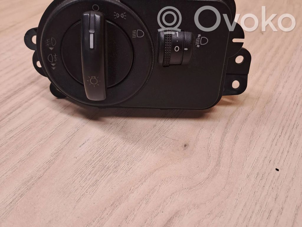 Ford Fiesta Light switch 