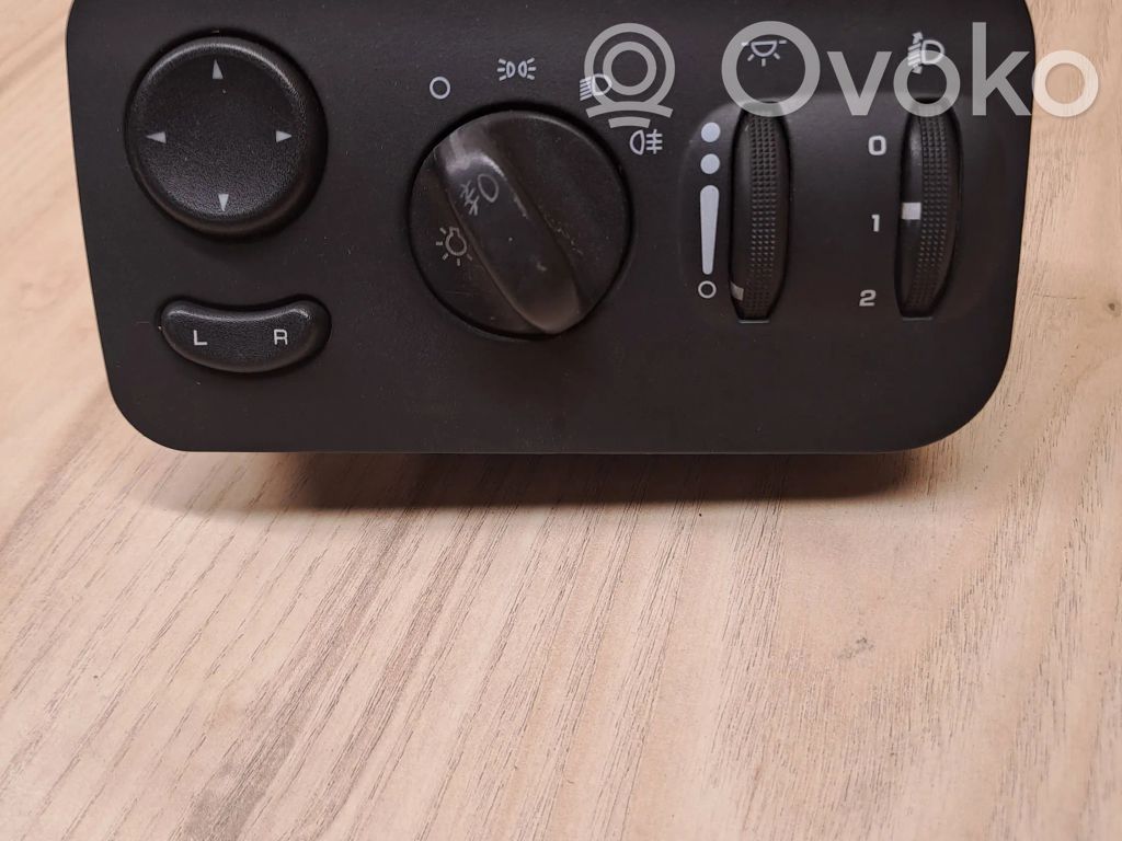 Chrysler Voyager Light switch 