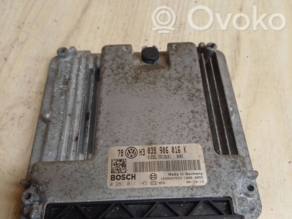 Volkswagen PASSAT B5.5 Engine control unit/module 