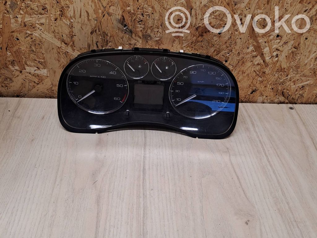 Peugeot 307 Speedometer (instrument cluster) 
