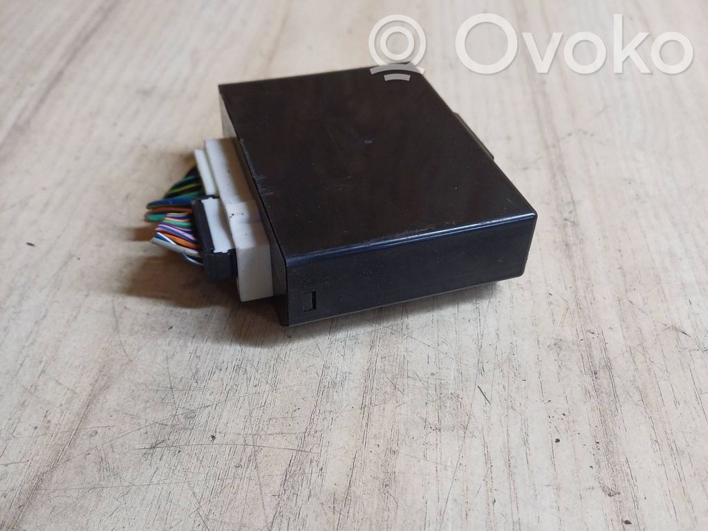 Sterownik / Moduł świateł LCM   GR1B67890A,K0216,06B122050909,06B12