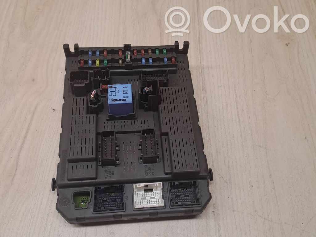 Fuse module   9651938180