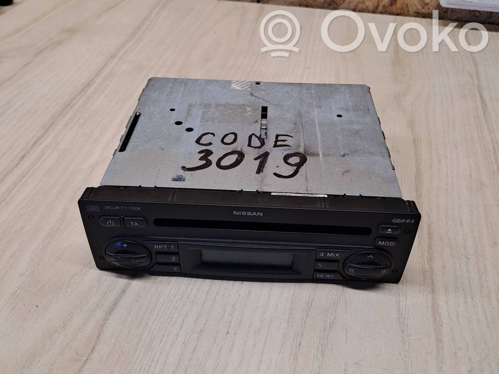 Nissan Note (E11) Radio / CD-Player / DVD-Player / Navigation 