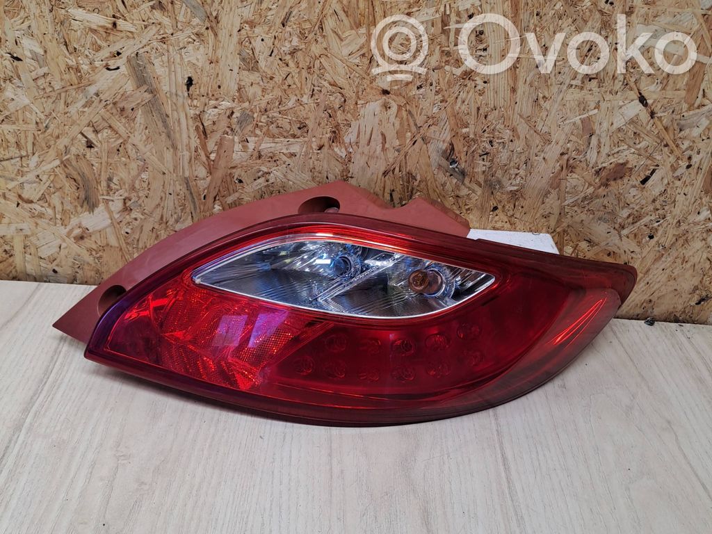 Mazda 2 Rear/tail lights 