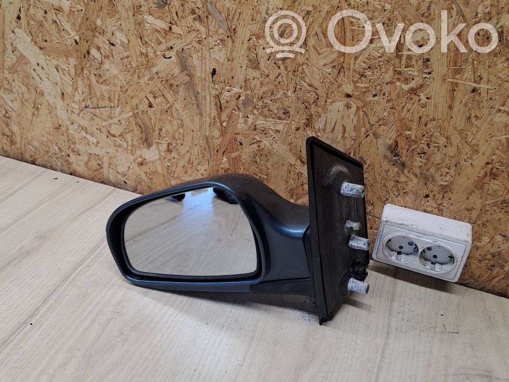 Hyundai Matrix Front door electric wing mirror 