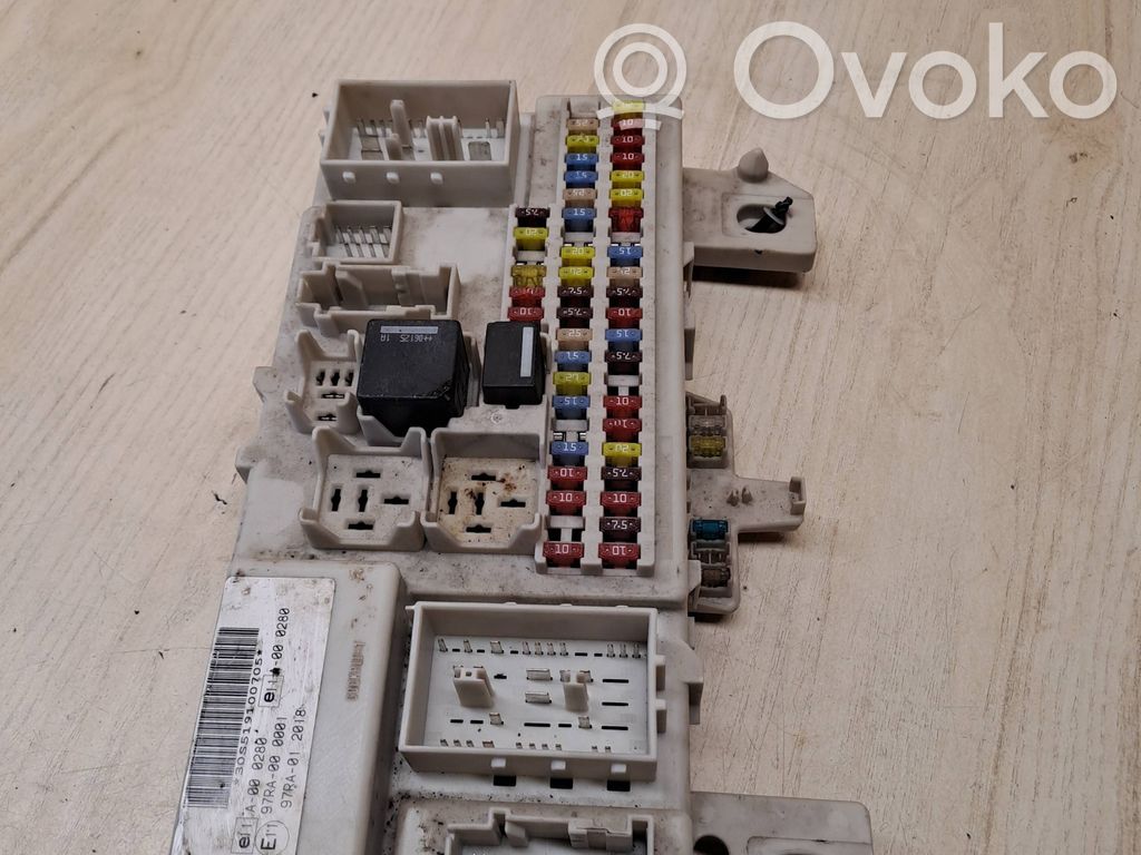 Módulo de fusible   4M5T14A073