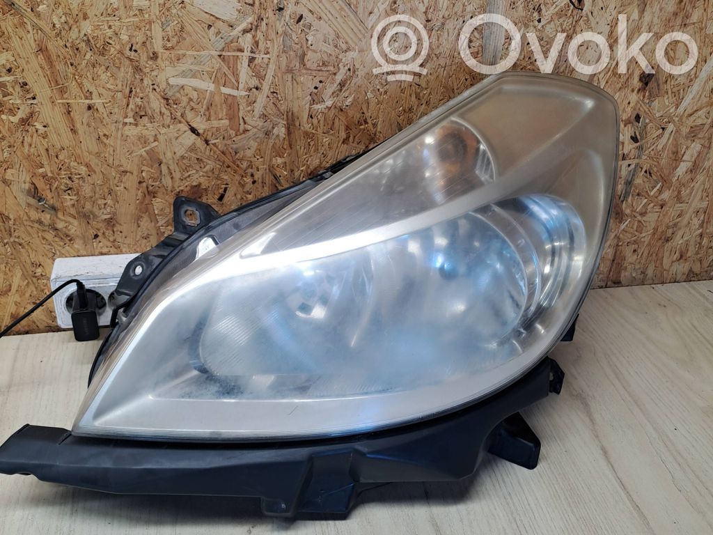 Renault Clio III Headlight/headlamp 