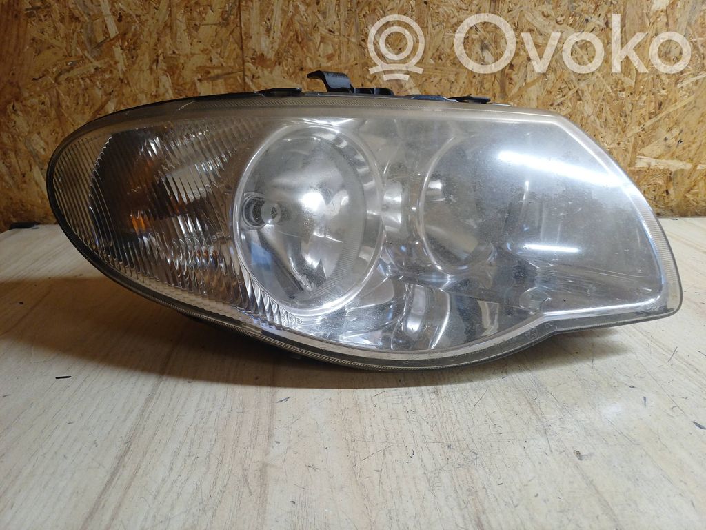 Chrysler Voyager Headlight/headlamp 