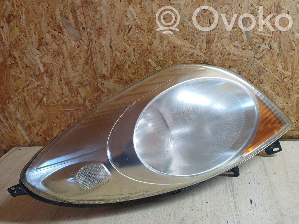 Nissan Note (E11) Headlight/headlamp 