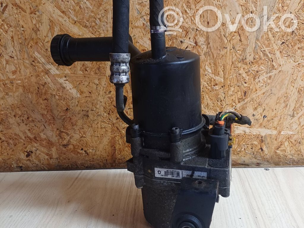 Citroen C4 I Power steering pump 