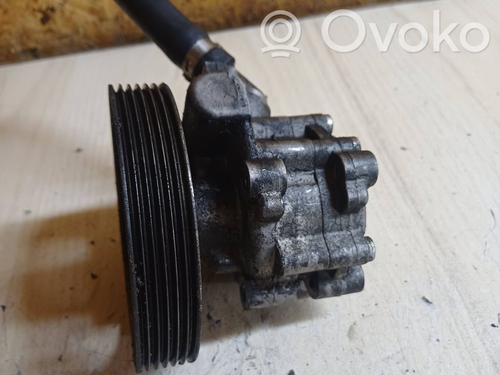 Citroen C5 Ohjaustehostimen pumppu 