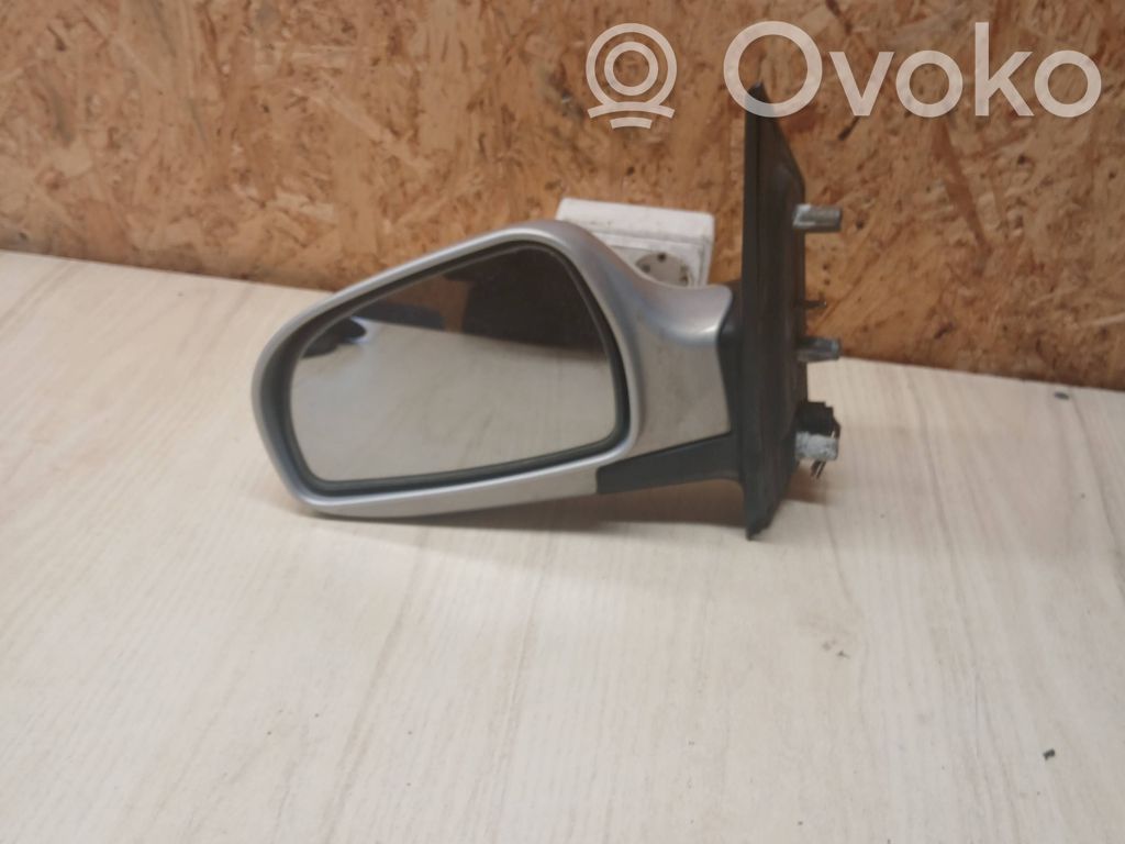 Hyundai Matrix Front door electric wing mirror 
