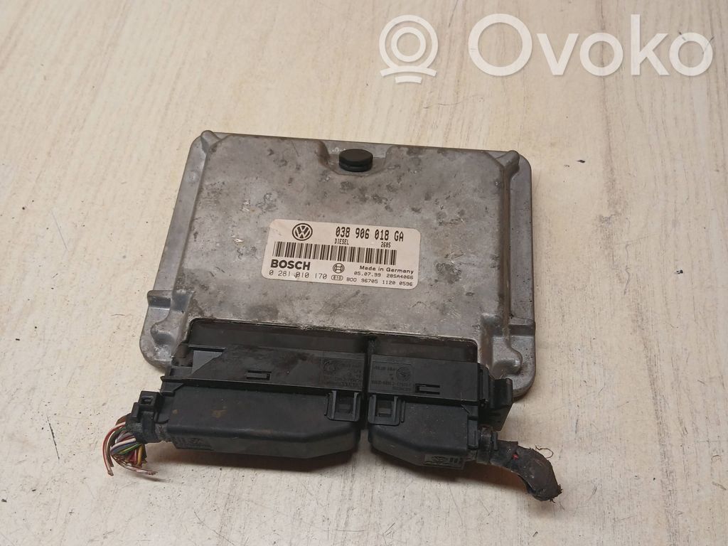 Volkswagen PASSAT B5 Engine control unit/module 