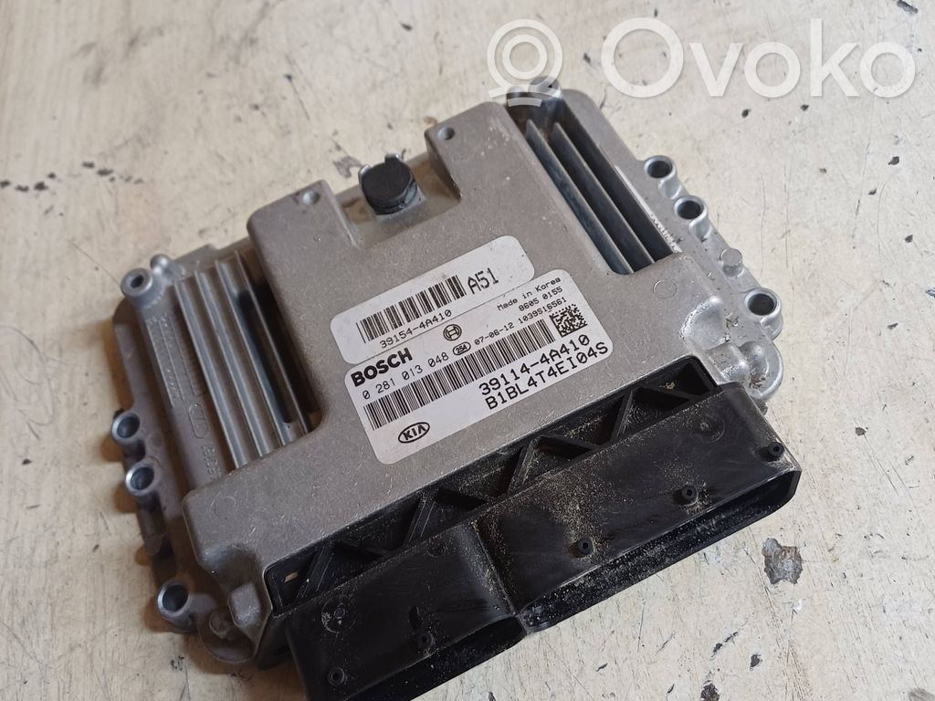 KIA Sorento Engine control unit/module 