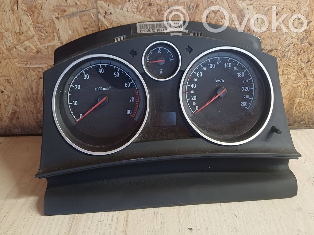 Opel Astra H Nopeusmittari (mittaristo) 