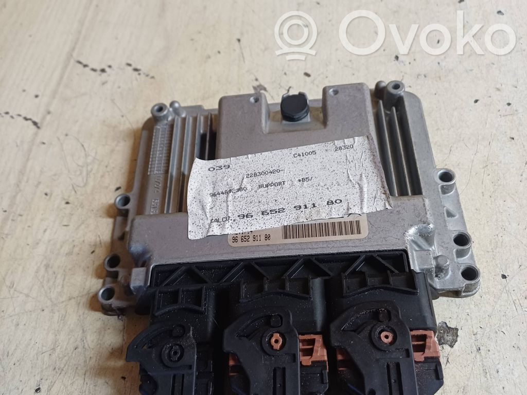 Engine control unit/module   9665291180,228300420,9644692380
