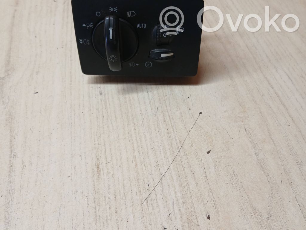Ford Focus C-MAX Light switch 