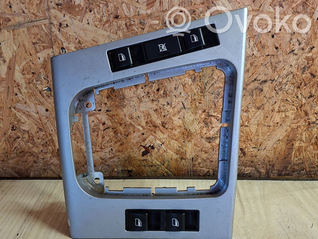 Electric window control switch   51168211465