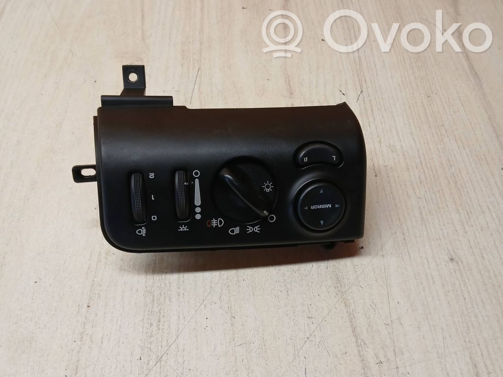 Chrysler Voyager Light switch 
