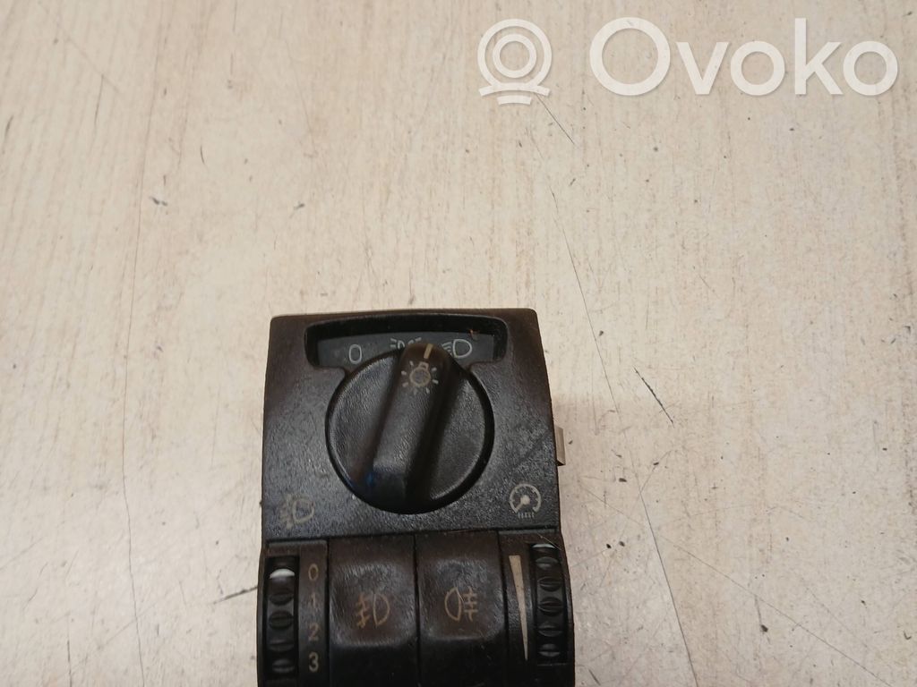 Opel Omega B2 Light switch 