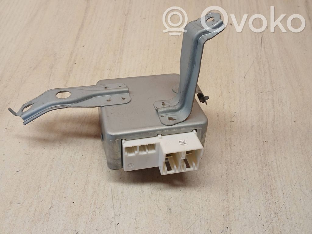 Toyota Avensis T250 Unitate/modul comandă servodirecție 
