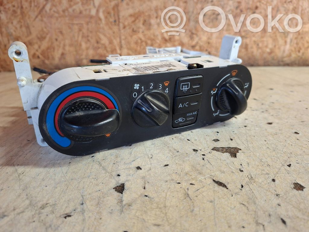 Nissan Terrano Climate control unit 